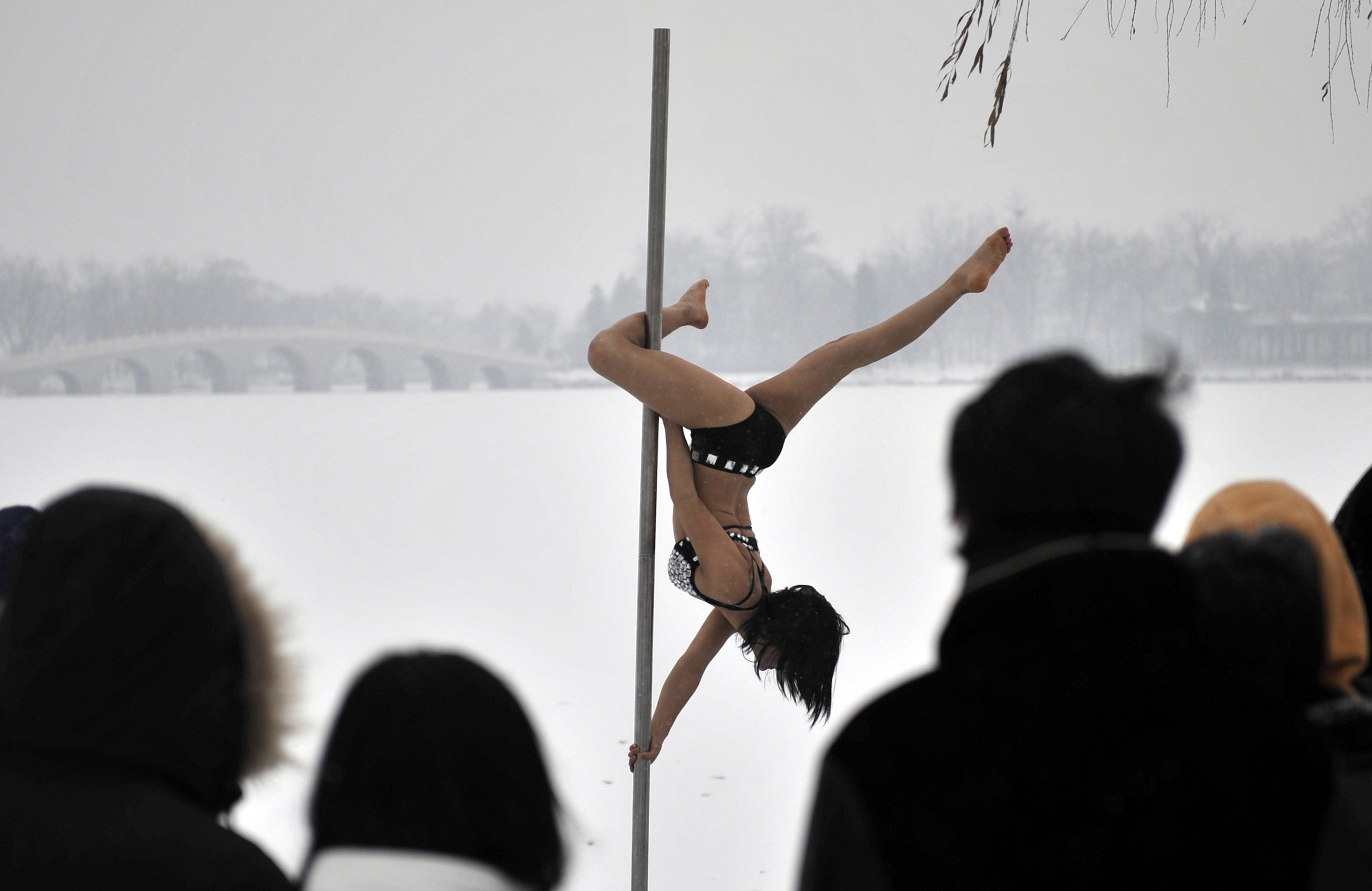 Pole Dancing Dance Sexy Babe Fitness Wallpapers HD Desktop And