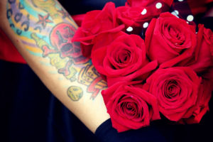 hand, Skull, Tattoo, Bouquet, Red, Rose