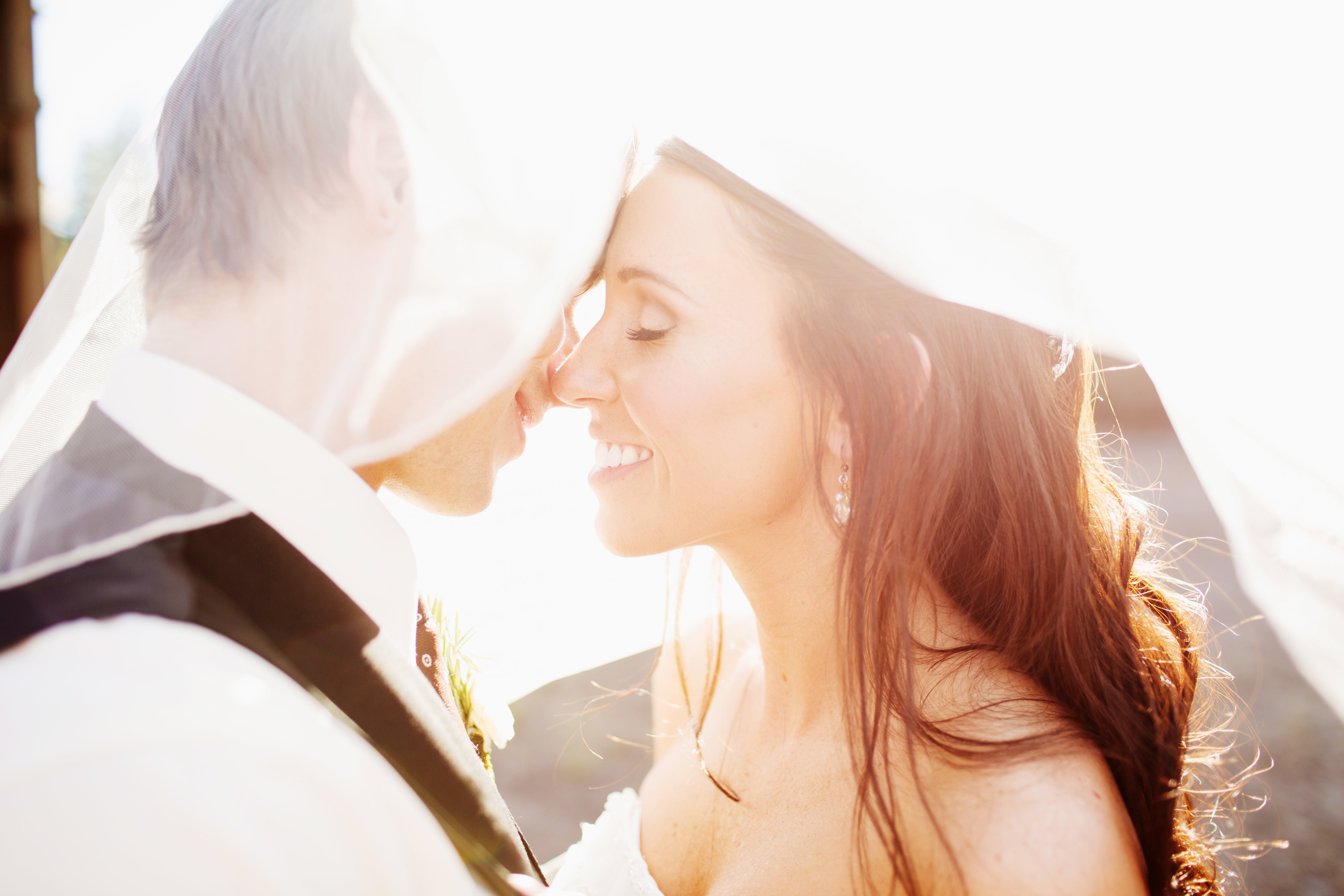 couple, Love, Wedding, Sweet, Kiss, Happy Wallpaper