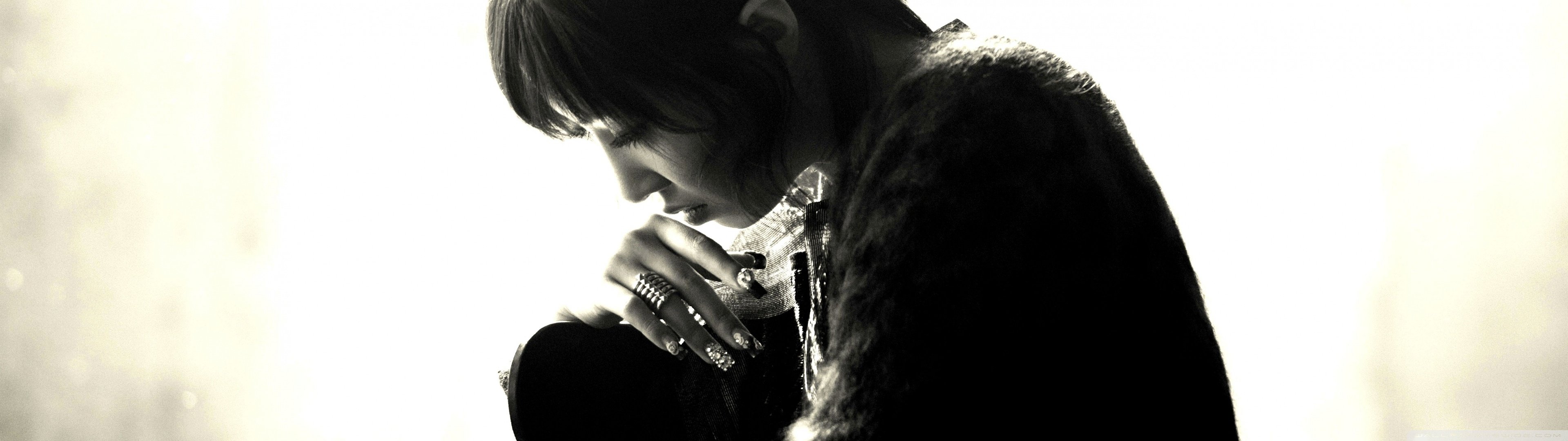 dual, Monitor, Scree, Multi, Multiple, Sadness, Girl, Fille, Femme, Womne, Triste, Tristesse Wallpaper