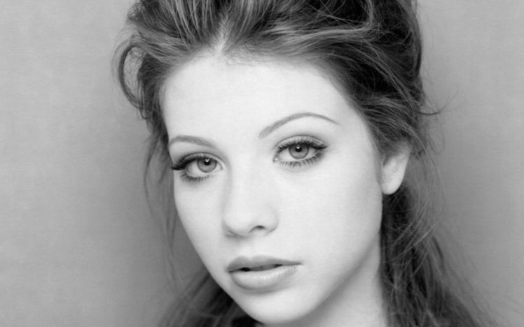 michelle, Trachtenberg, Actress, Woman, Beauty, Beautiful, Model, Girl, Brunette HD Wallpaper Desktop Background