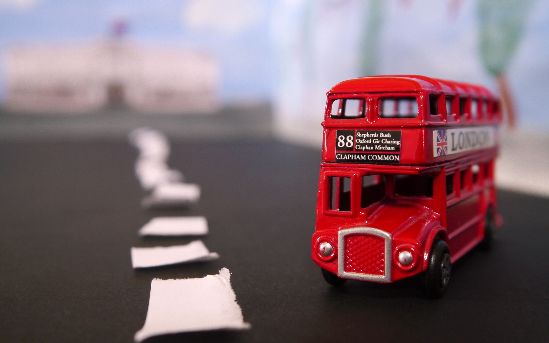 bus, Toy, Road, Close, London, Macro, Bokeh Wallpaper