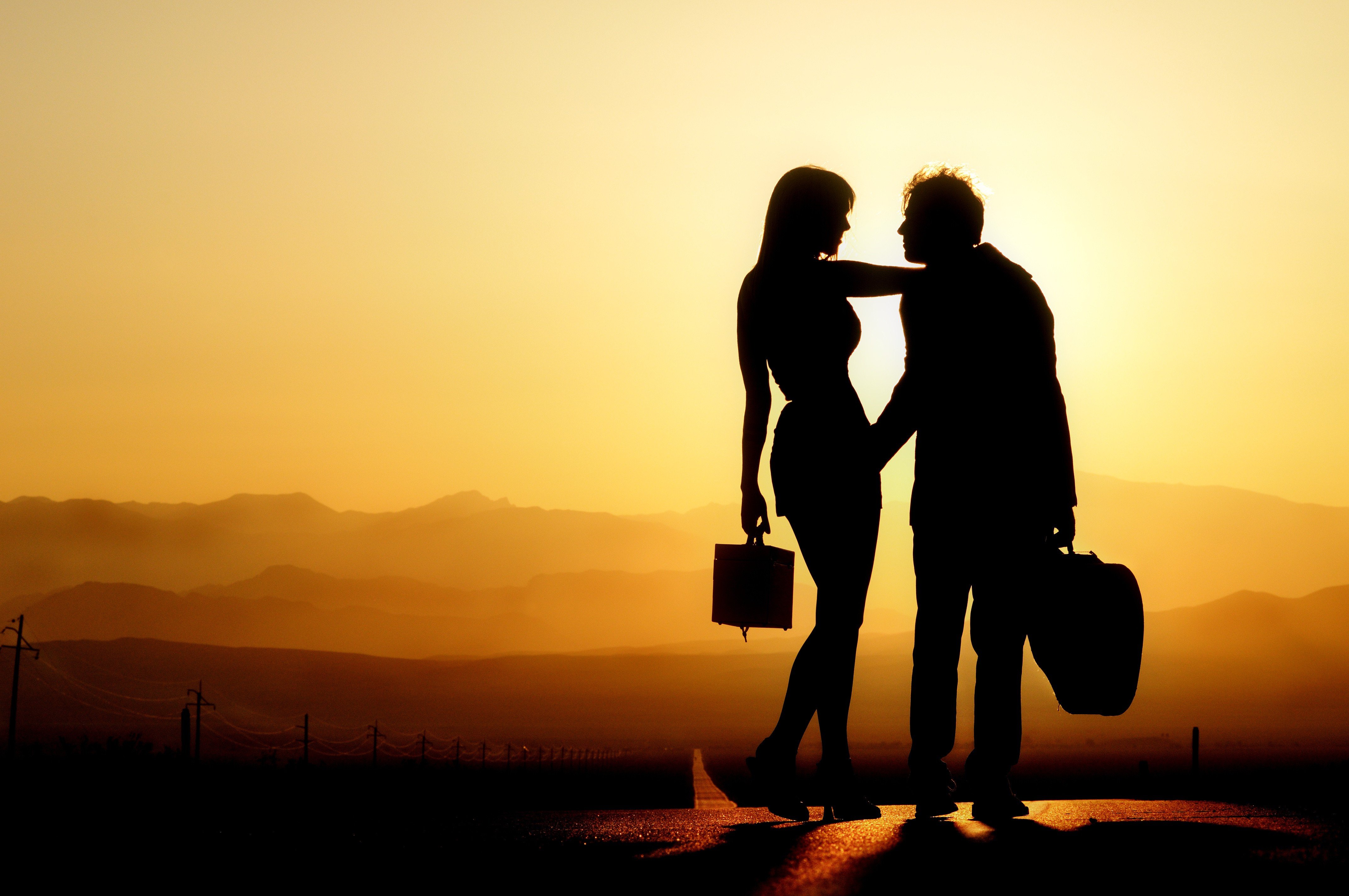 silhouette, Couple, Love, Sunset, Mountain, Sky, Light Wallpaper