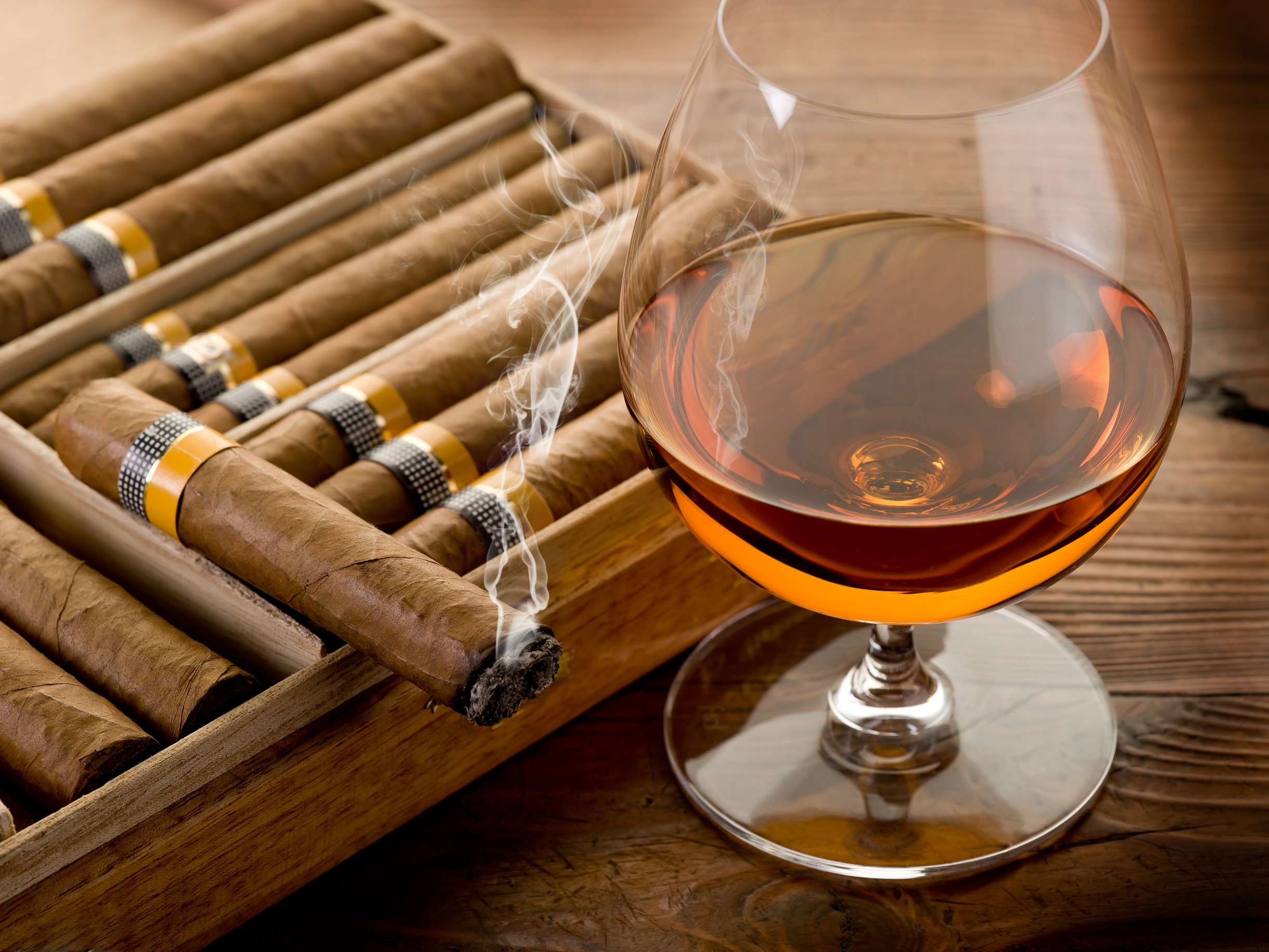cigars, Cigarette, Tobacco, Bokeh, Smoke, Smoking, Cigar, Drink, Alcohol, Drinks, Glass Wallpaper