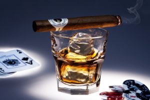 cigars, Cigarette, Tobacco, Bokeh, Smoke, Smoking, Cigar, Drink, Alcohol, Drinks, Glass