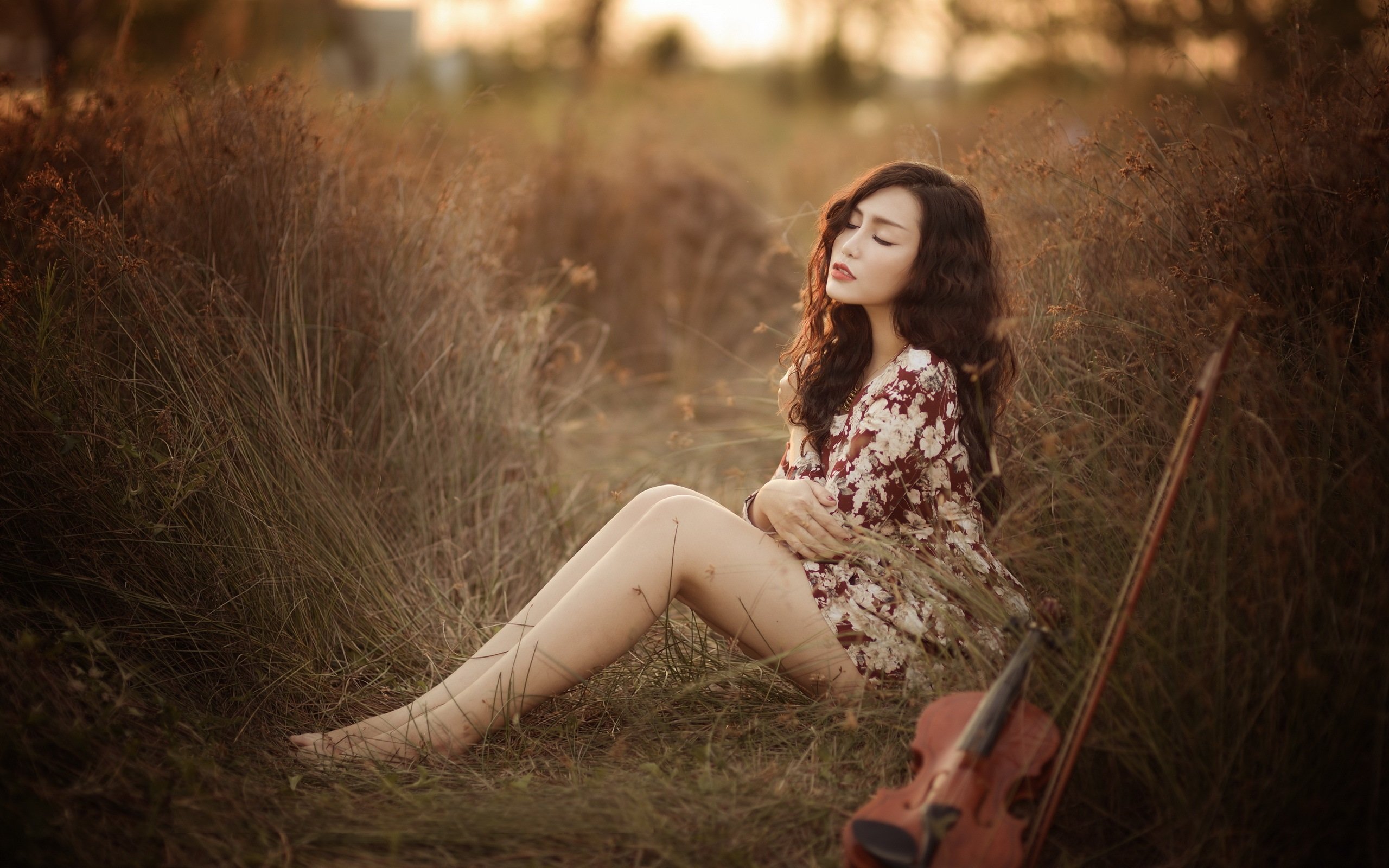 sensuality,  , Summer, Grass, Girl, Asian, Violin, Music Wallpaper