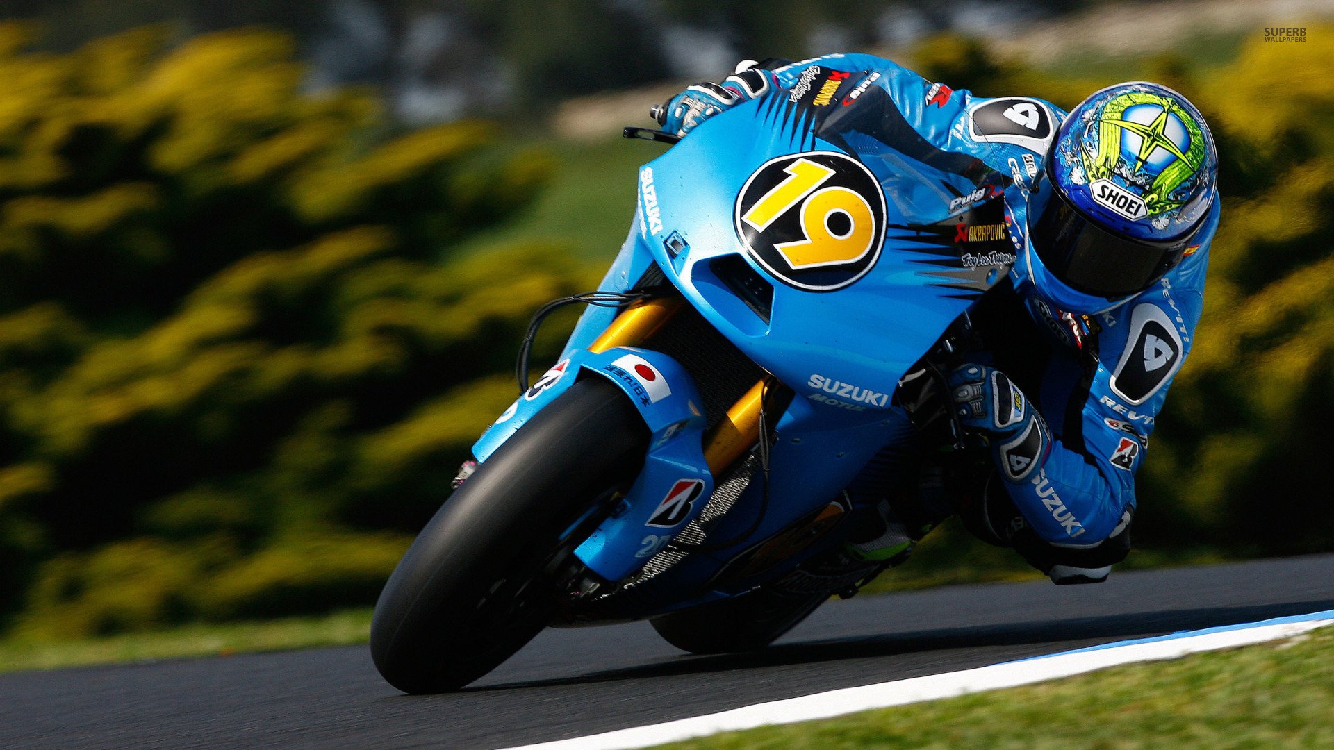 suzuki racing 30535 1920x1080 Wallpaper