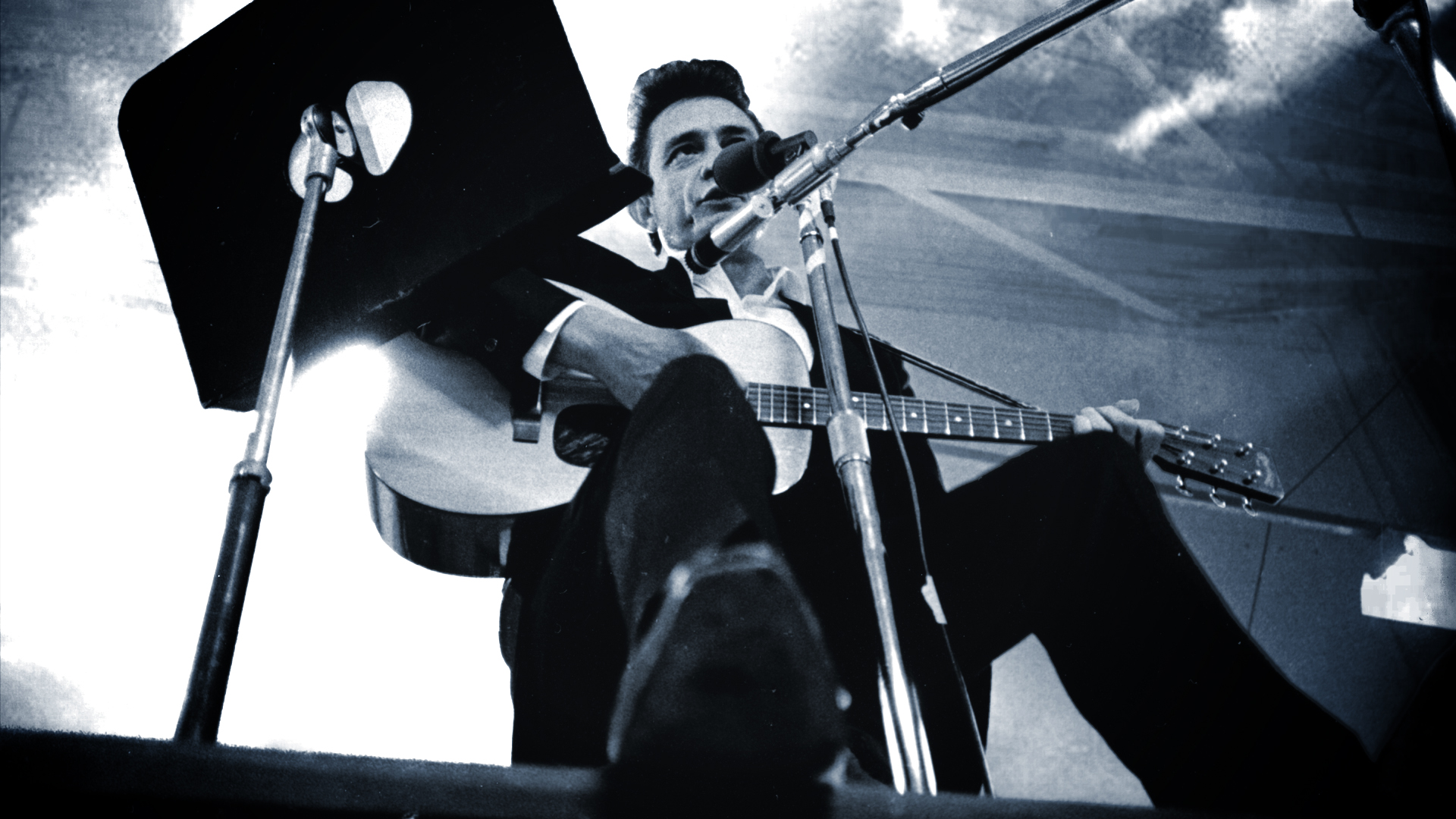 music, Men, Grayscale, Guitars, Johnny, Cash, Low angle, Shot Wallpaper