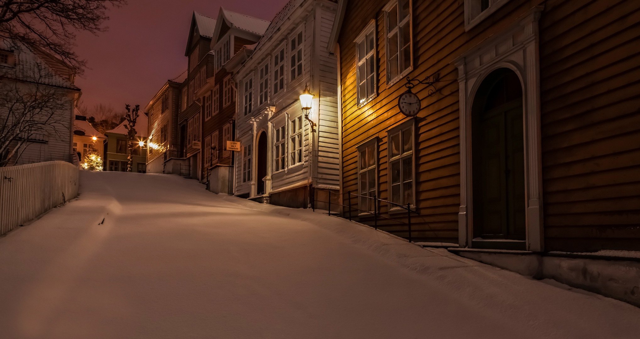 gamlebergen, Norway, Norway, Night, Winter, Snow, Roads, Houses, Clocks, Lights, City, Light, Lighting Wallpaper