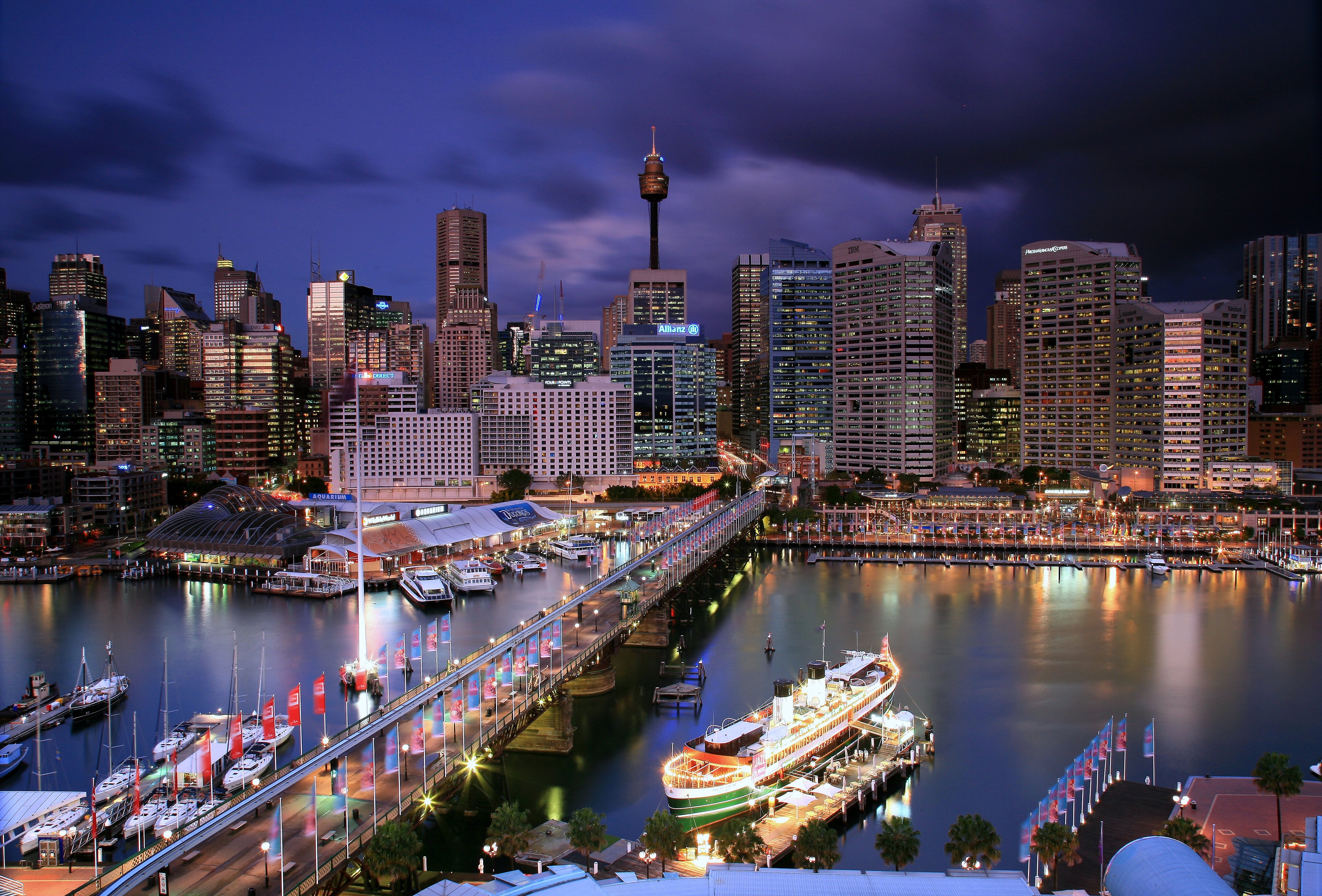 skyscrapers, Buildings, Towers, Rivers, Port, Boats, Ships, Tourism, Books, Lights, Evening, Sky, Clouds, Bridges, Hotels, Trade, Congestion, Globalization, Evolution, Flags, City, Sydney, Australia, Vecher, Dom Wallpaper