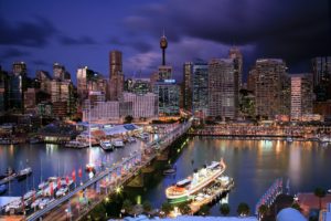 skyscrapers, Buildings, Towers, Rivers, Port, Boats, Ships, Tourism, Books, Lights, Evening, Sky, Clouds, Bridges, Hotels, Trade, Congestion, Globalization, Evolution, Flags, City, Sydney, Australia, Vecher, Dom