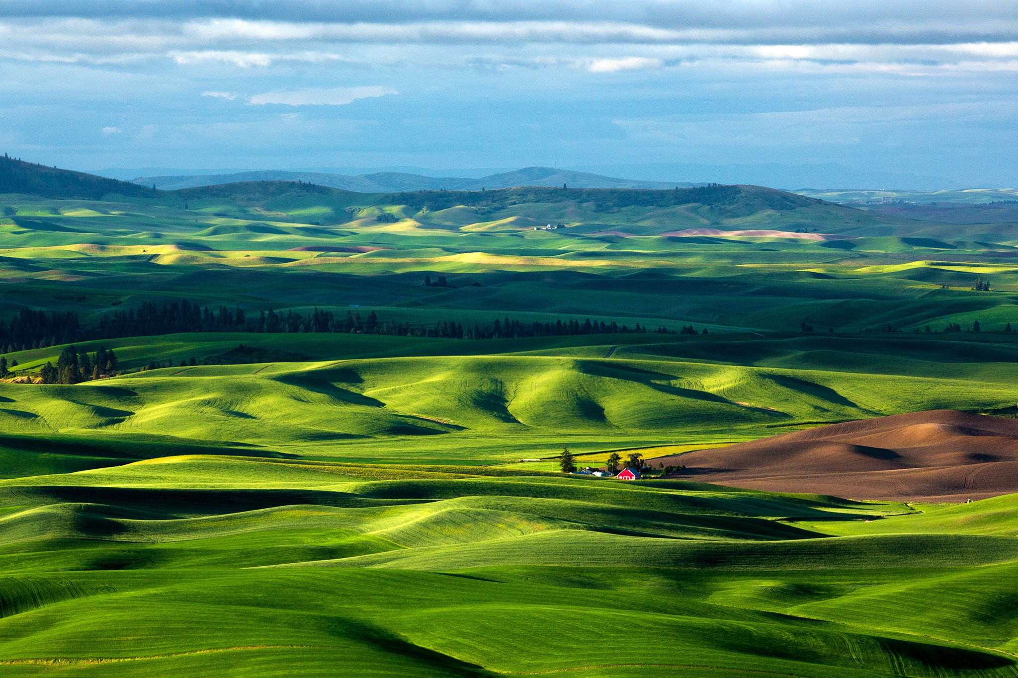 italy, Grass, Sky, Fields, Mountains, Hills, Landscape Wallpaper