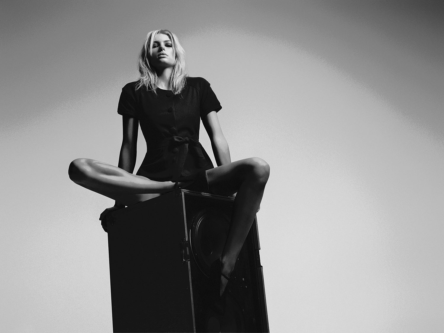 jessica, Hart, Blonde, Model, Women, Females, Girls, Fashion, Black, White, Monochrome Wallpaper