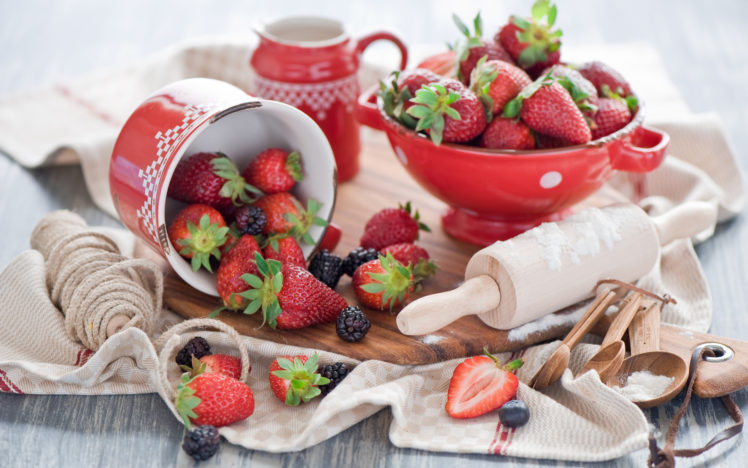 berries, Strawberries, Blackberries, Rolling, Pin, Yarn, Towel, Still, Life HD Wallpaper Desktop Background