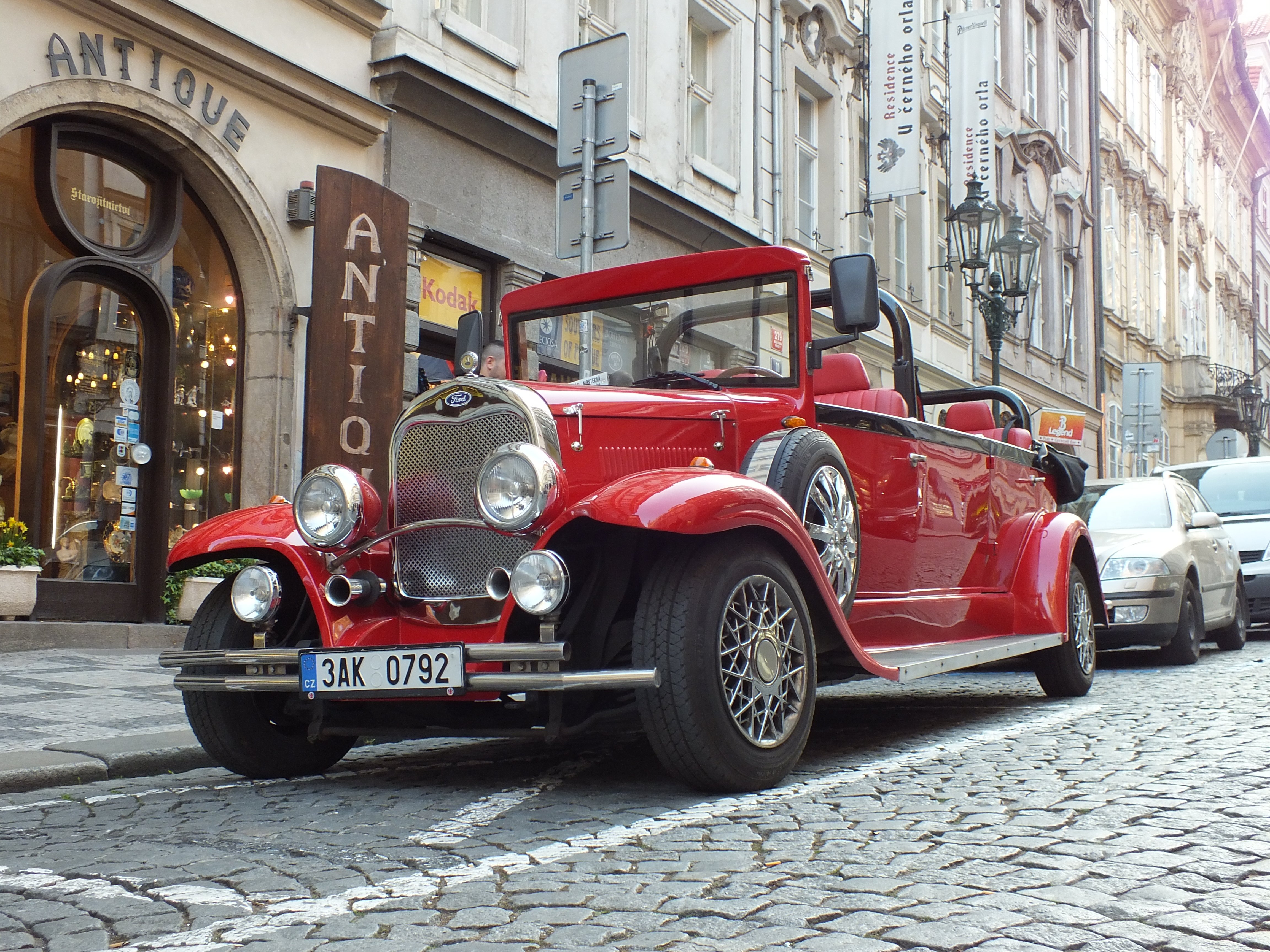 replica, Prague, Limo, Limousine Wallpaper