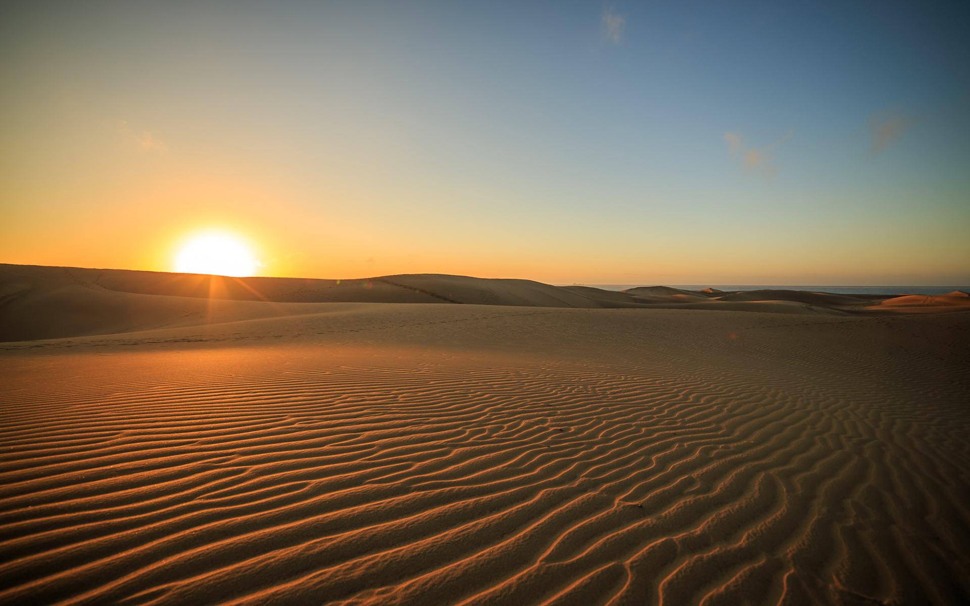 desert, Sunset, Sunlight Wallpaper