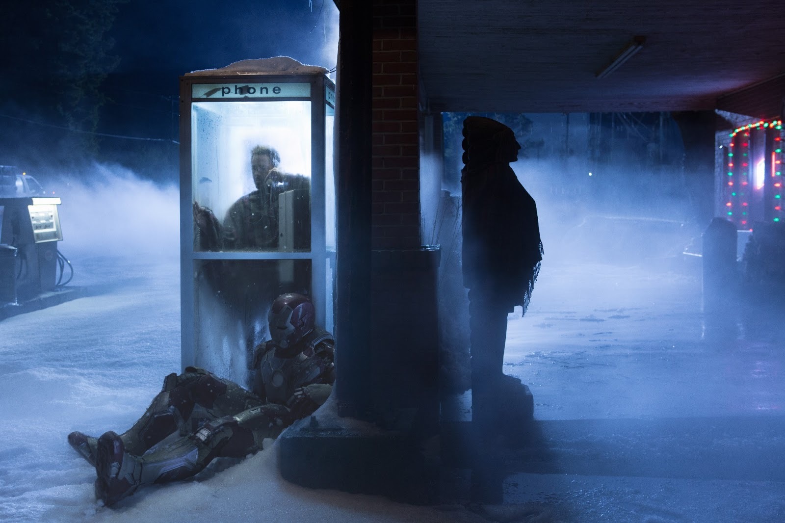 iron, Man, Snow, Phone, Booth, Phone, Suit Wallpaper