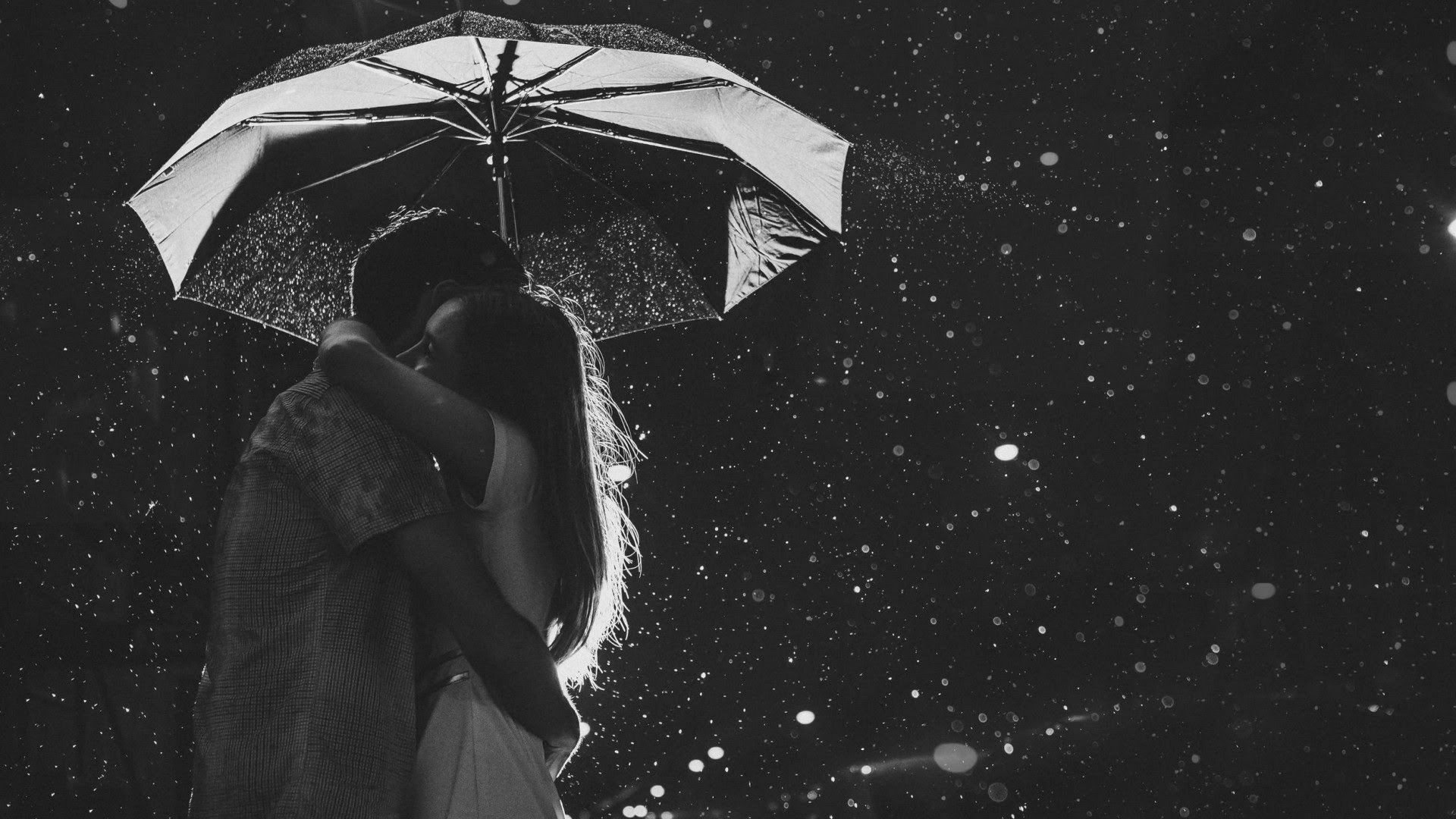 hug, Hugging, Couple, Love, Mood, People, Men, Women, Happy, Rain, Drops, Umbrella Wallpaper