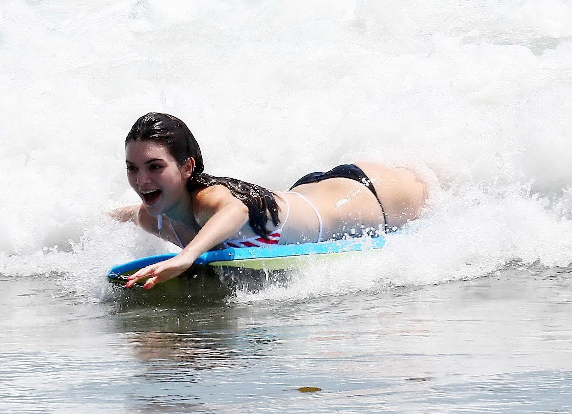 Kendall Jenner Kardashian Reality Actress Model Babe Sexy Swimwear Bikini Wallpapers Hd 