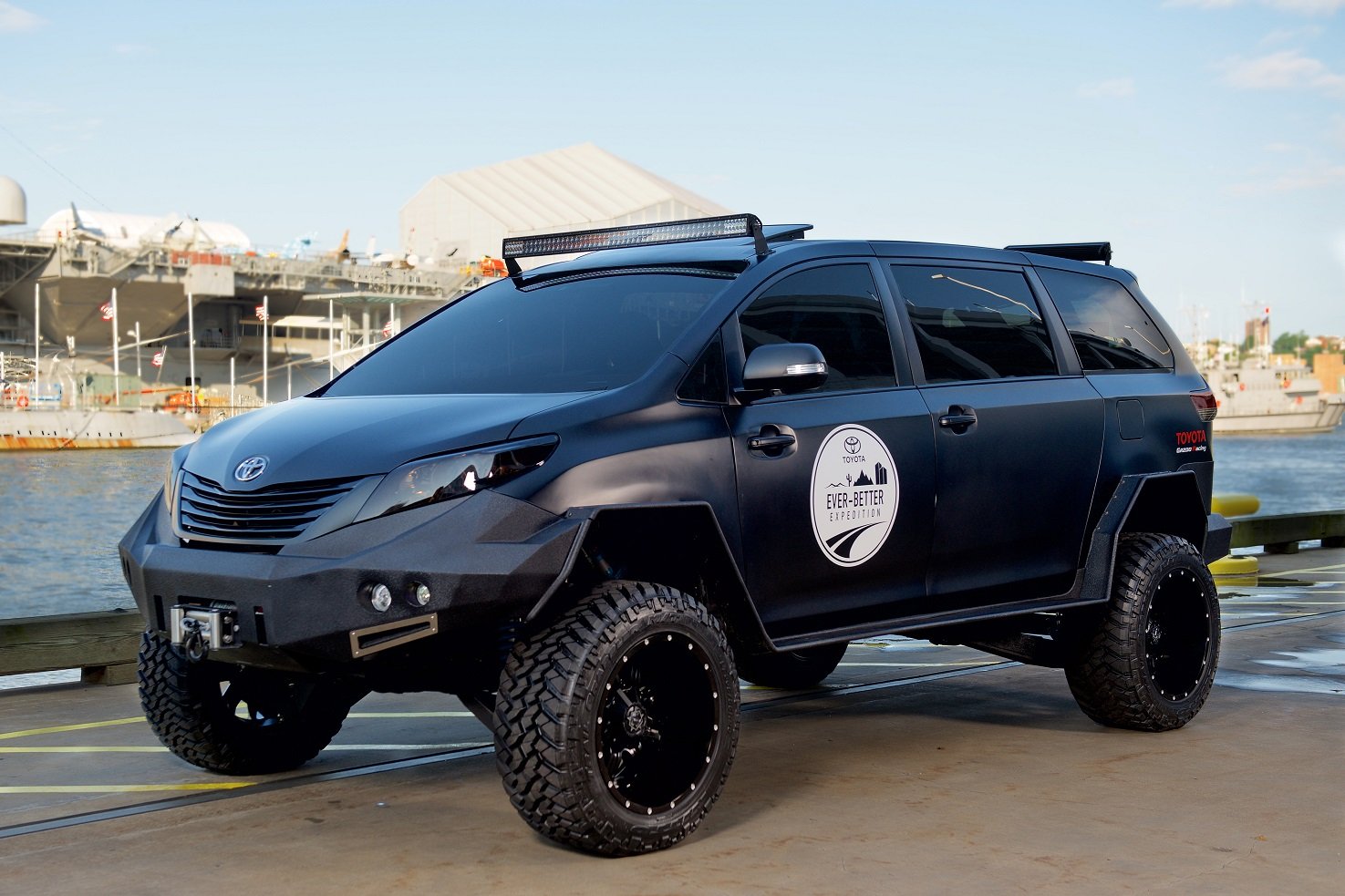 toyota, Ultimate, Utility, Vehicle, Truck, Black, 2015 Wallpaper