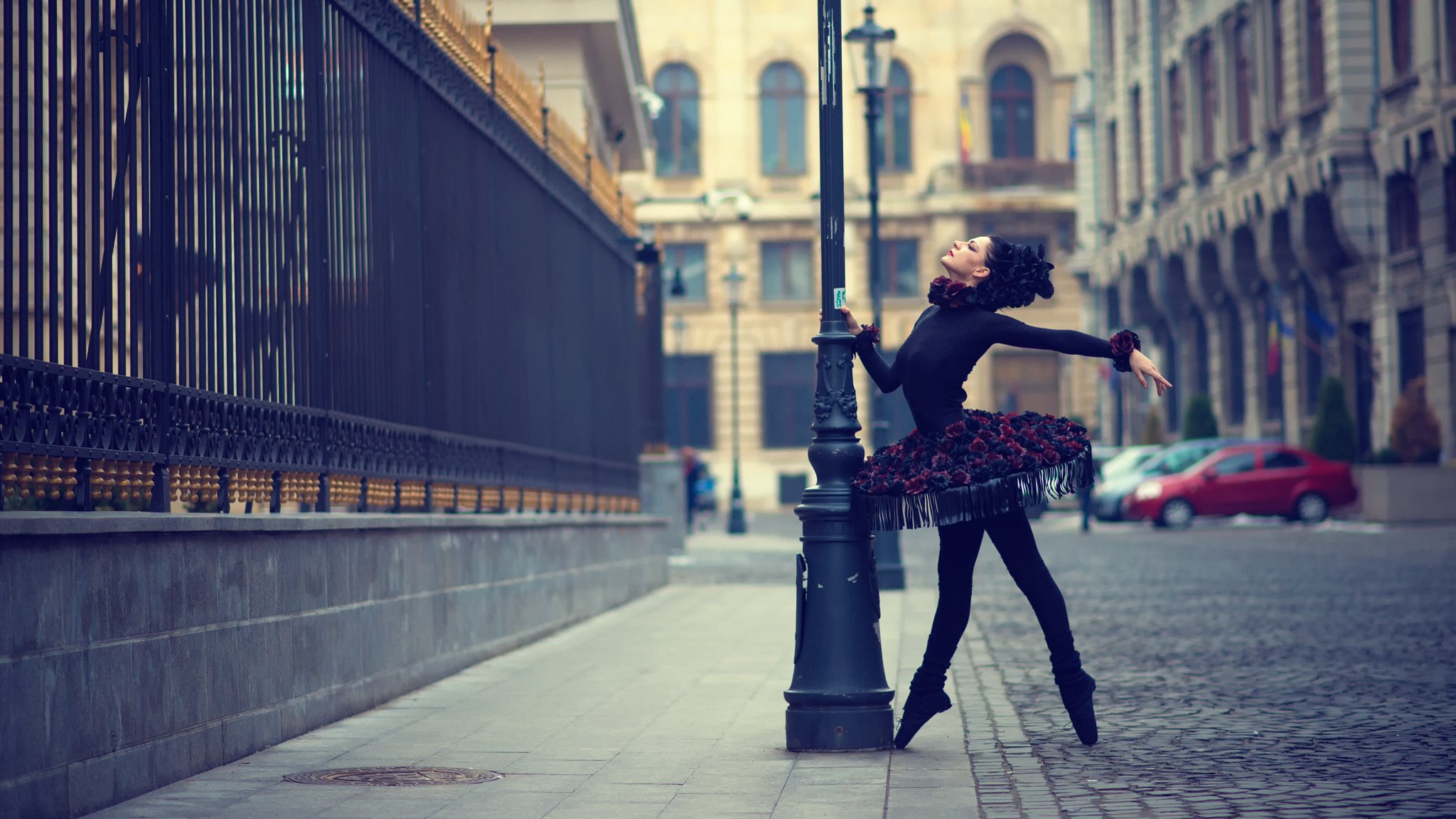 ballet, Dress, Street, Urban, Swan, Black, Cities, Girls Wallpaper
