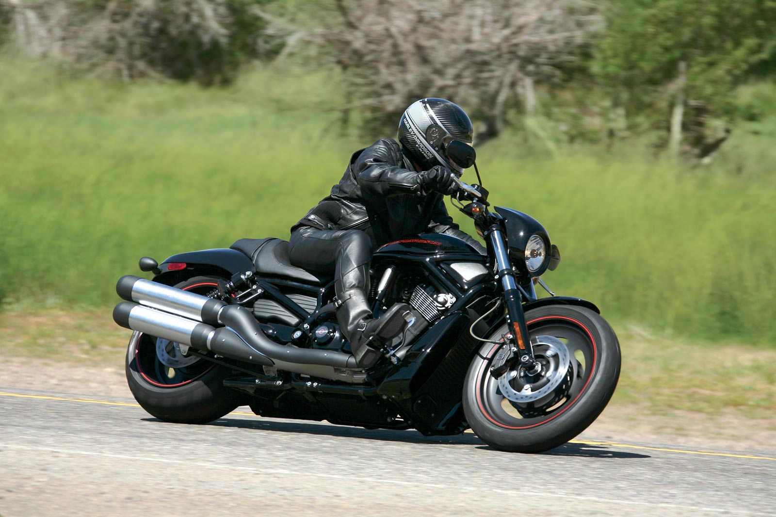 Harley Davidson v Rod 2007