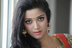 abhirami, Suresh, Bollywood, Actress, Model, Girl, Beautiful, Brunette, Pretty, Cute, Beauty, Sexy, Hot, Pose, Face, Eyes, Hair, Lips, Smile, Figure, India