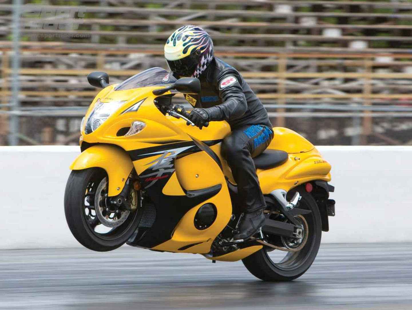 РњРѕС‚РѕС†РёРєР» Suzuki Hayabusa