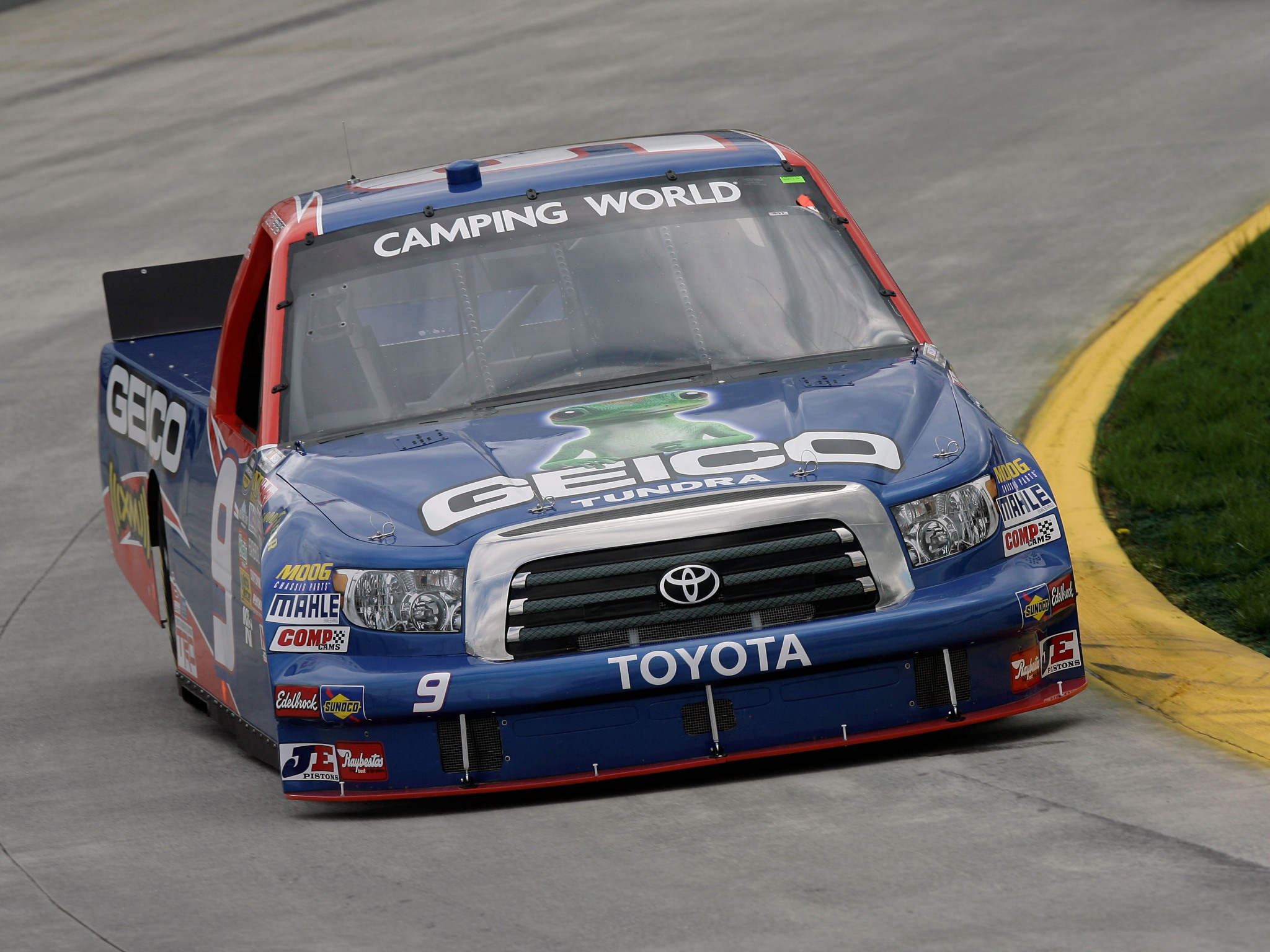 Toyota Tundra NASCAR