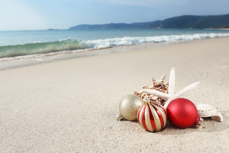 coast, Christmas, Beach, Balls, Nature HD Wallpaper Desktop Background